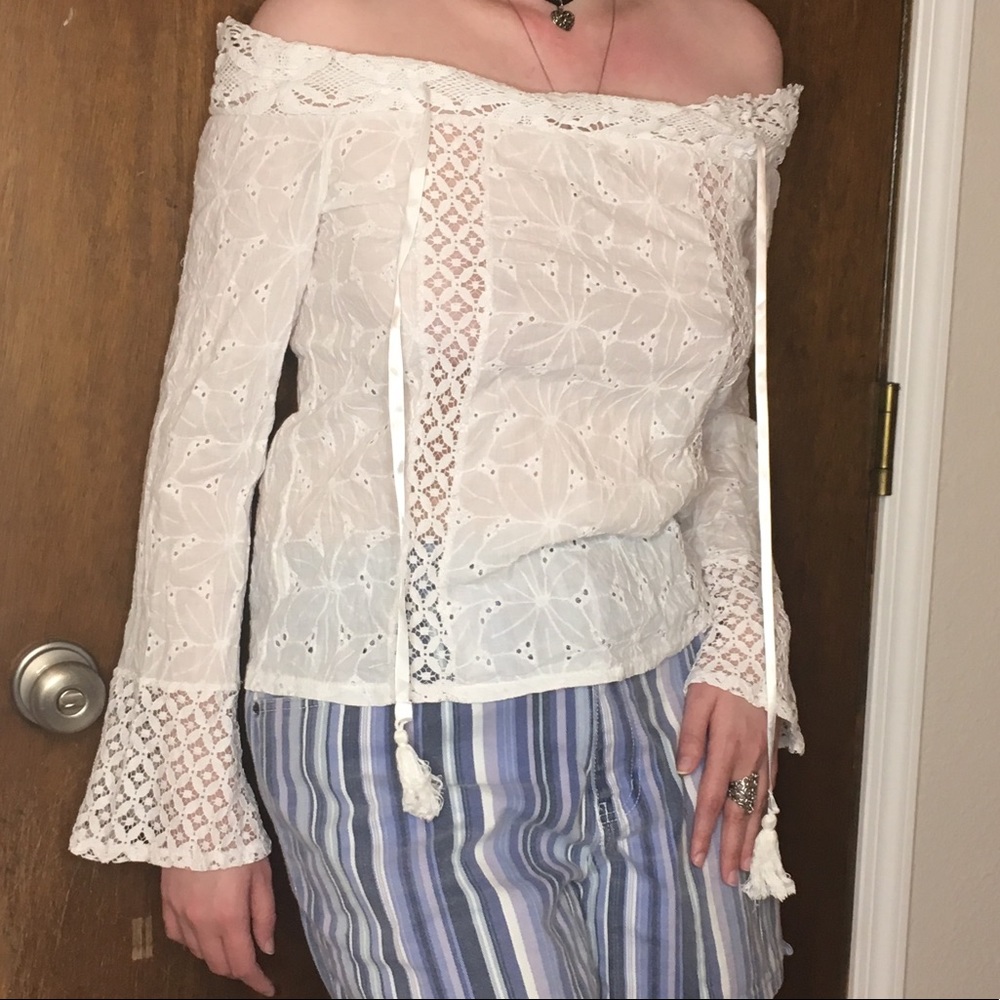Lace off-shoulder top